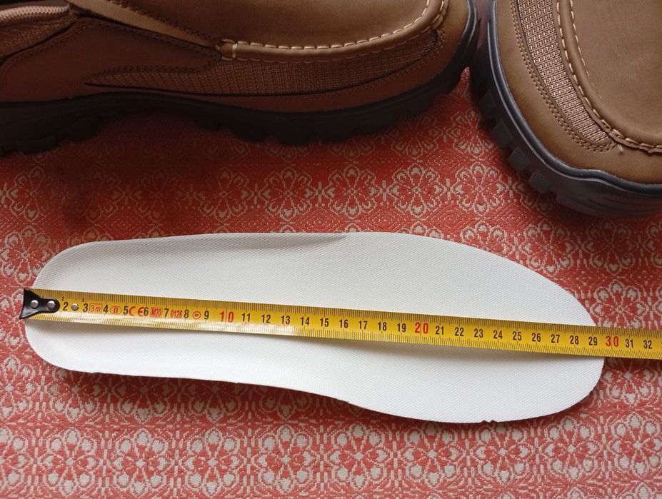 Чоловічі туфлі 44 розмір.