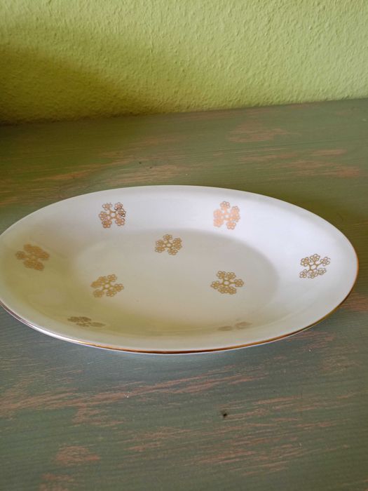 Serwis stołowy porcelanowy vintage. Chodzież.