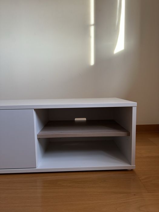 Móvel TV / Suporte para TV / Aparador