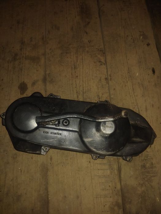 Крышка вариатора на Suzuki Sepia/Address