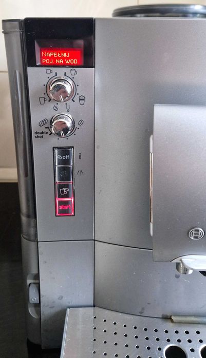 Ekspres ciśnieniowy Bosch latte macchiato po serwisie