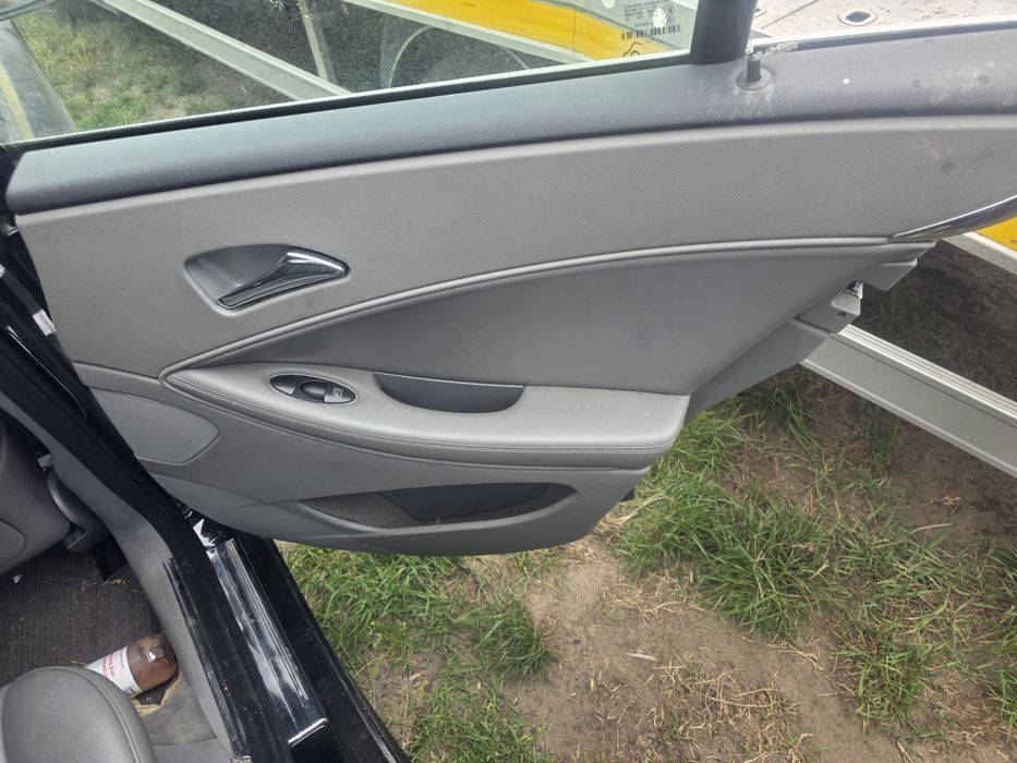 Fotele Komplet Skóry Mercedes CLS W219 Grzane Szare Kanapa