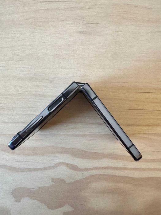 Samsung Galaxy Z Flip5 512gb