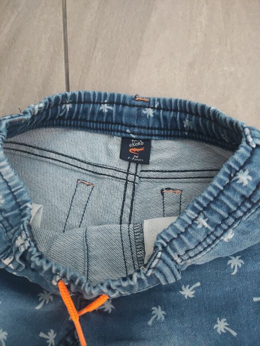 Spodenki 2 szt r. 104