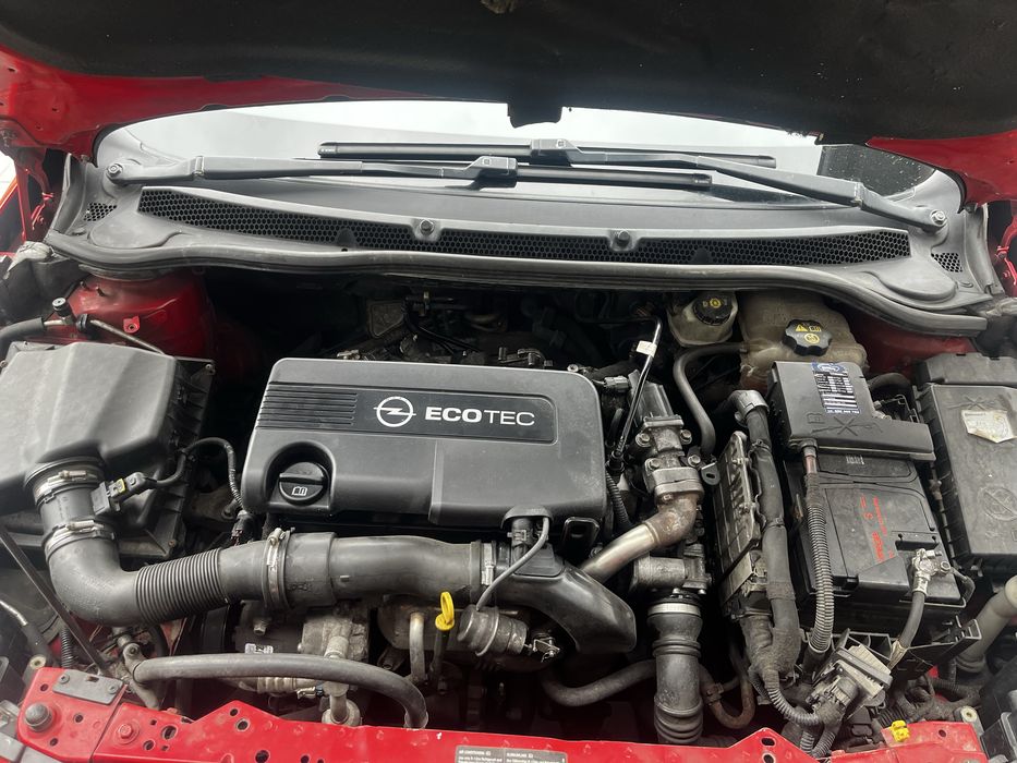 Opel astra j 2011