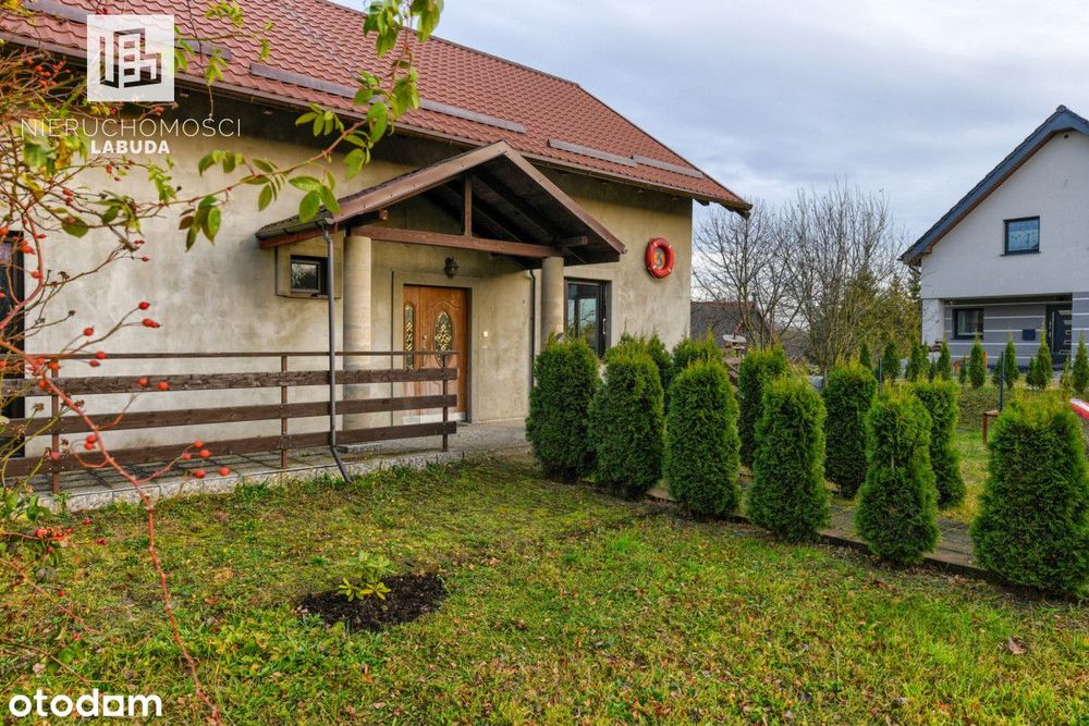 Przestronny dom z dużą działką Nowiny