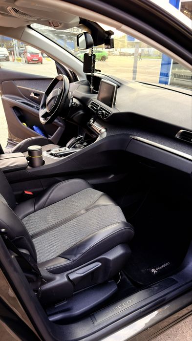 Peugeot 3008, 2018 рік