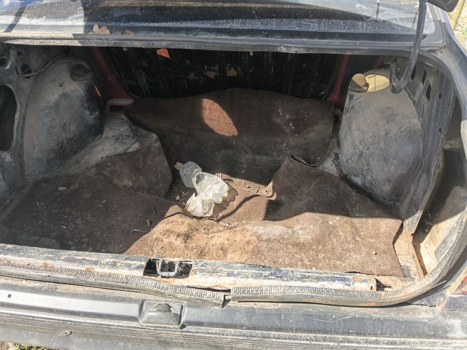 Срочно!!!.Опель кадет 1,3 ,находу