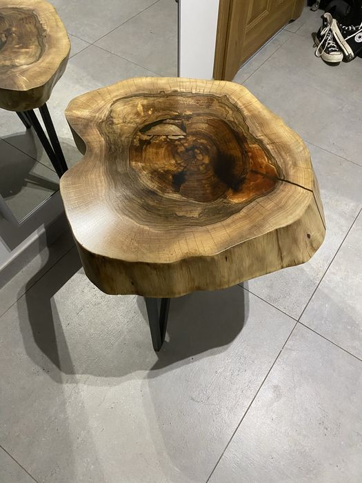 Stolik z dużego plastra 65/59cm