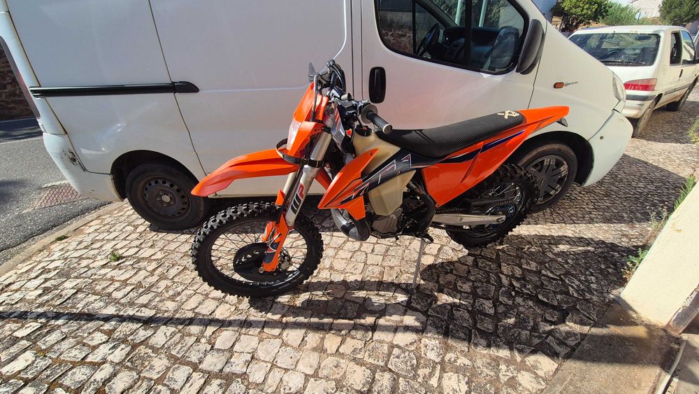 KTM 300EXC 2022 TPI (negociável)