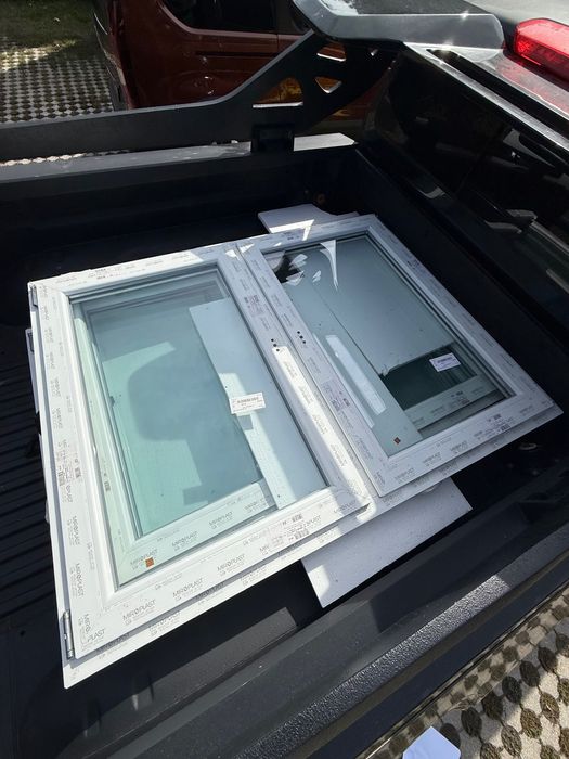 Okna 4 szt 146x113 nowe