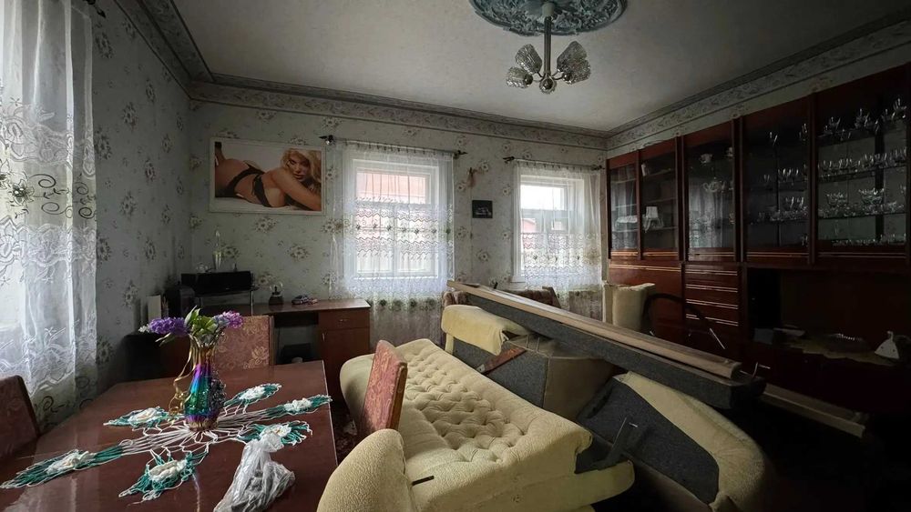 Продаж цегляного будинку. 90 м2. 10 соток. Яківці. №17894