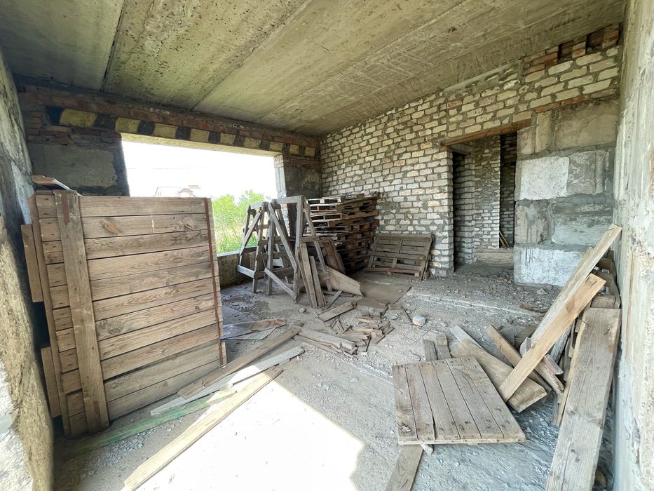 Продаж будинку. Кресівський 2 за 5 Зарічним