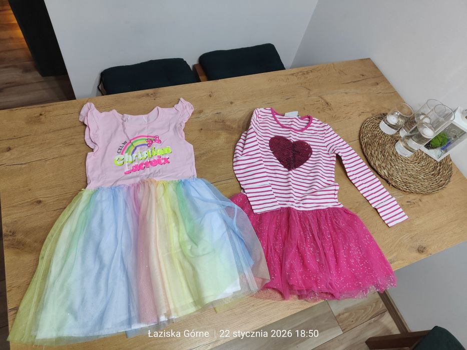 Sukienki serduszko tiul 122 cm