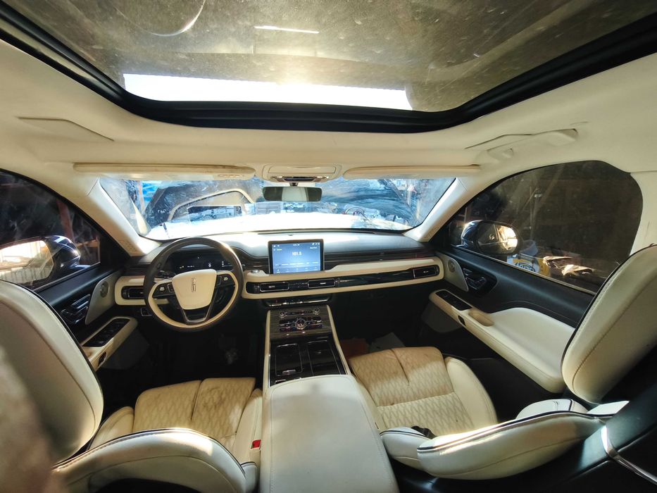 Lincoln aviator кузов взборі двері ляда крило капот бампер арка гриль