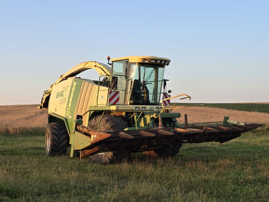 Комбайн свіжопривезений кормозбиральний krone 650