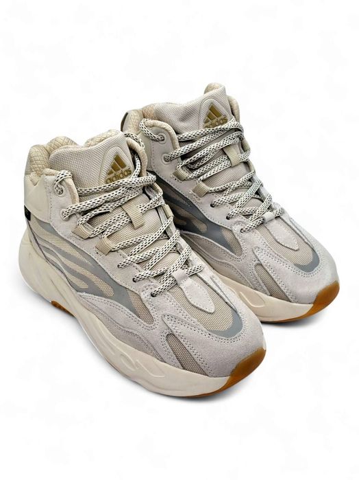 РОЗПРОДАЖ! Жіночі - підліткові зимові кросівки Adidas Yeezy Boost 700
