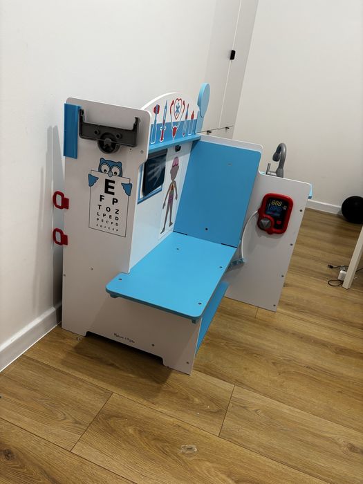 Melissa And Doug Duże Centrum Medyczne zestaw lekarza