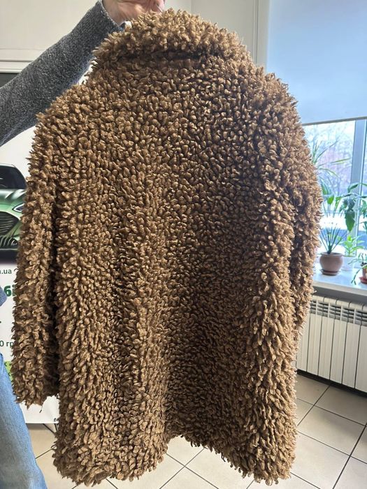 Трендова шубка ZARA