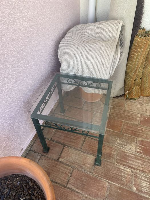 Mesa de Apoio em Ferro e Vidro Decorativa x 2