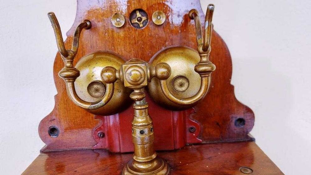 Stary telefon wiszący norweski 1910 r. nr 48A