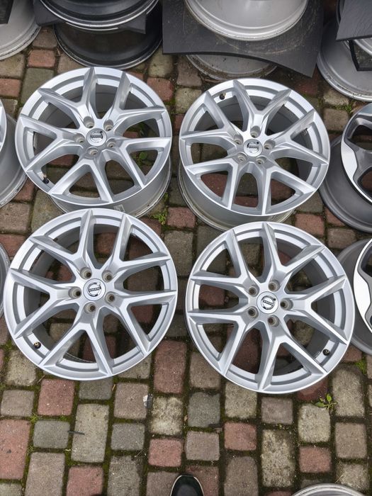 Felgi aluminiowe 18 Volvo XC40 XC60 XC70 XC90 V40 V60 V90 C30 S40 S60 S80 - 5x108 7.5J ET50.5