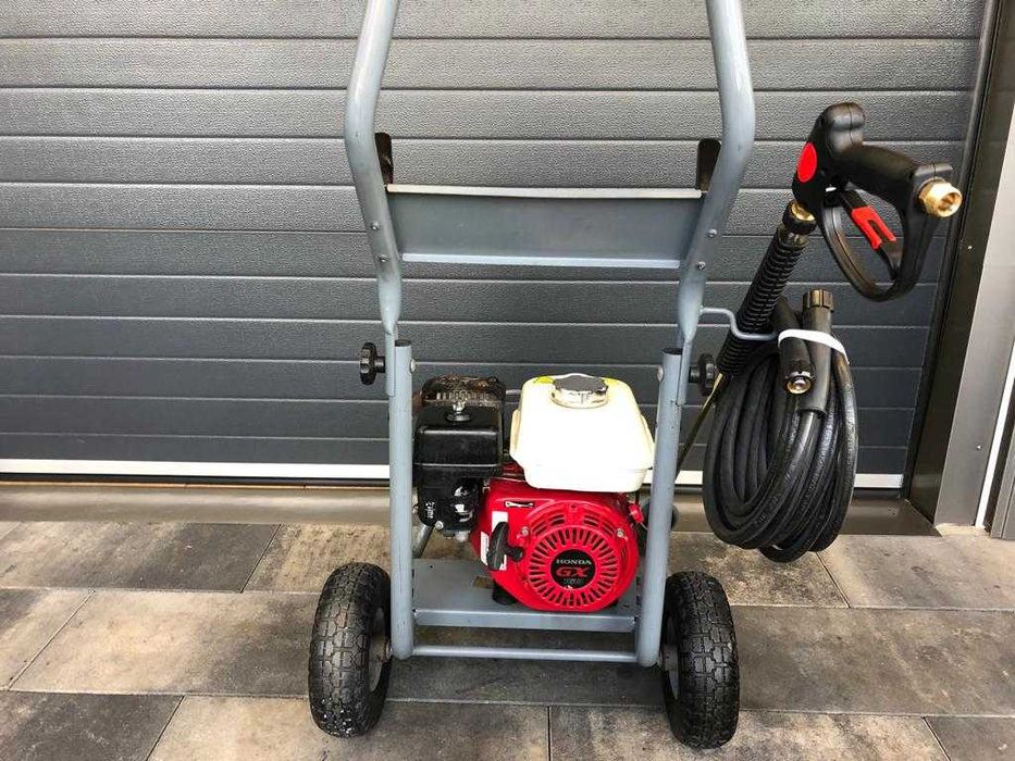 Myjka ciśnieniowa spalinowa Karcher HD 7/15 G - silnik Honda