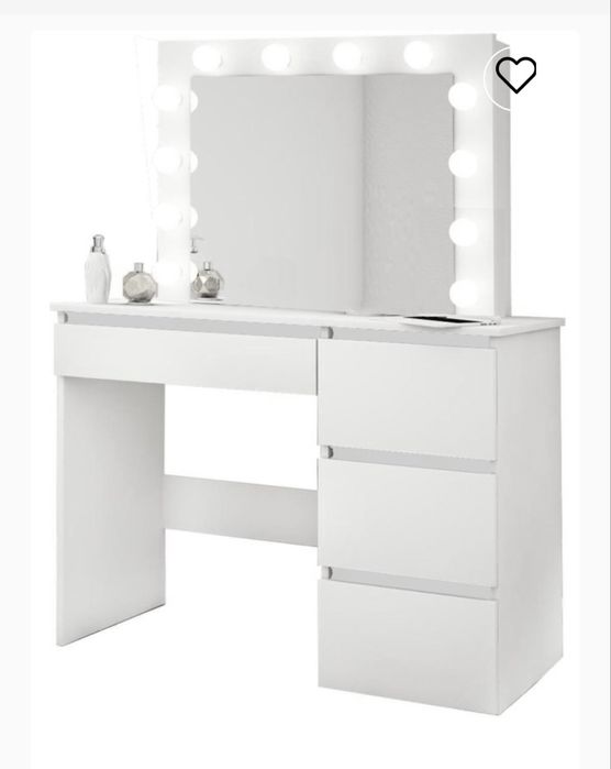 Toaletka z lustrem i oświetleniem led