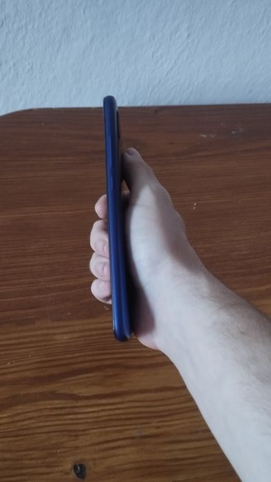 Продам Xiaomi redmi 7