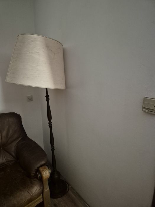 Lampa stojąca wysoka