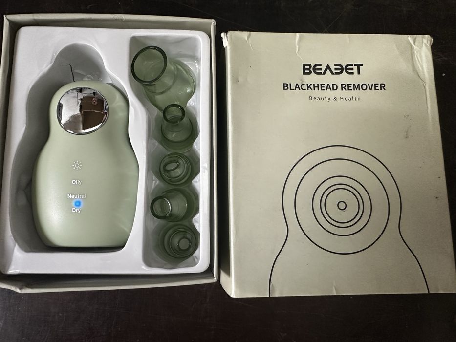Апарат для чищення обличчя в домашніх умовах Blackhead Remover