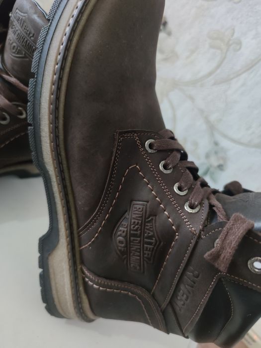 Взуття чоловіче 43р.