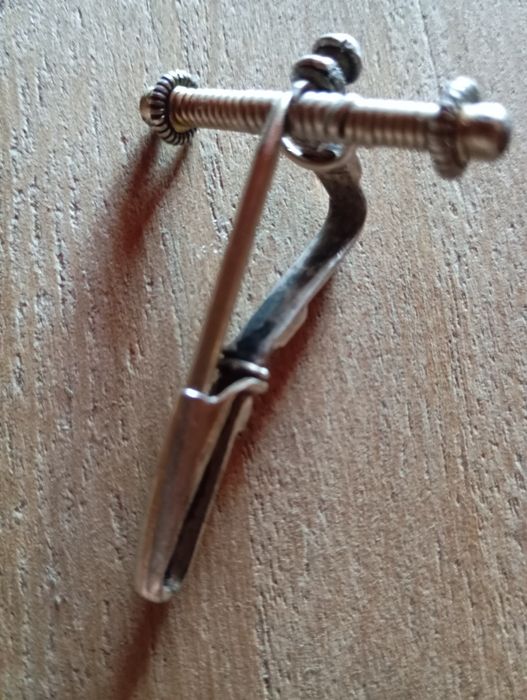 Fíbula romana em prata