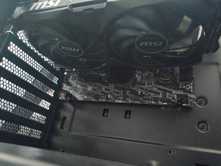 Computador Desktop - CPU intel I9. GPU Nvidia 4060 16GB Ram