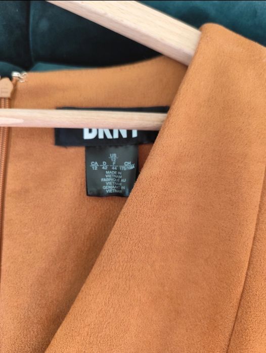 Sukienka DKNY zamsz