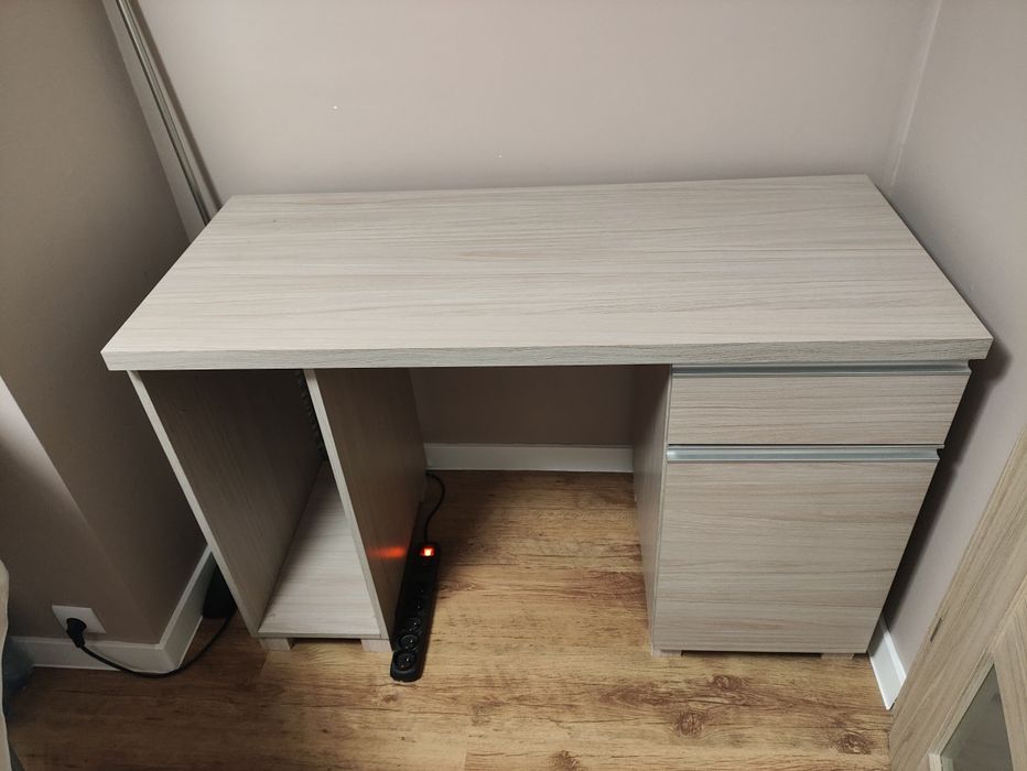 Biurko komputerowe Bodzio Meble stan bdb