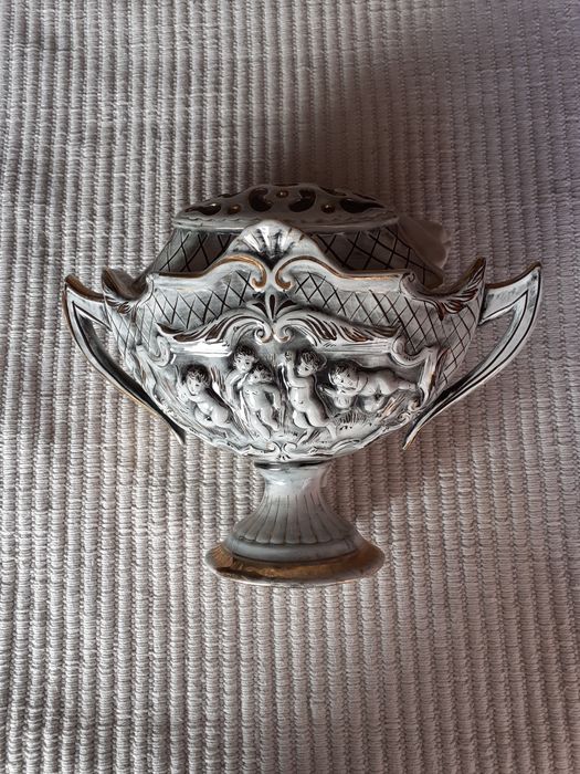 Jarra Floreira muito antiga