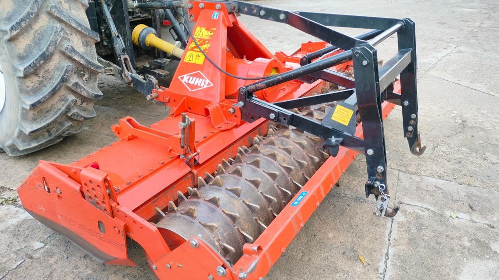 Brona aktywna wirnikowa Kuhn HRB 302