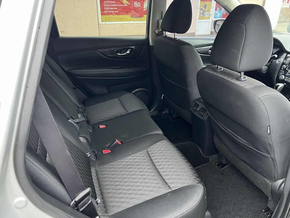 Nissan Rogue SV 2018p Нісан рог