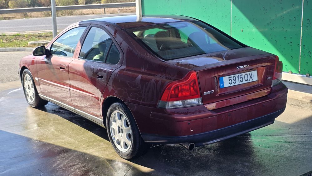 Volvo S60 2.0T *Full Extras* - URGENTE — photo 4