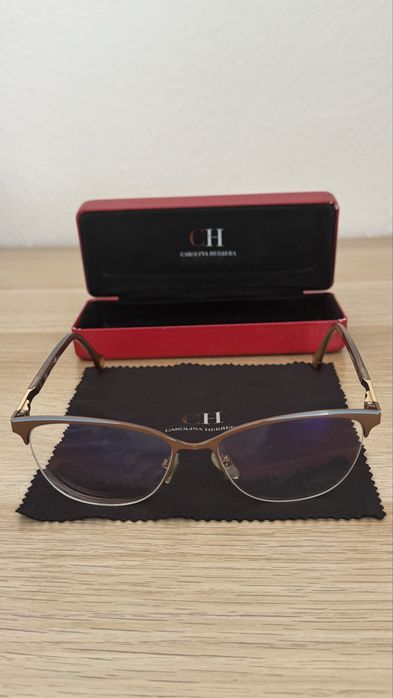 Óculos de grau Carolina Herrera