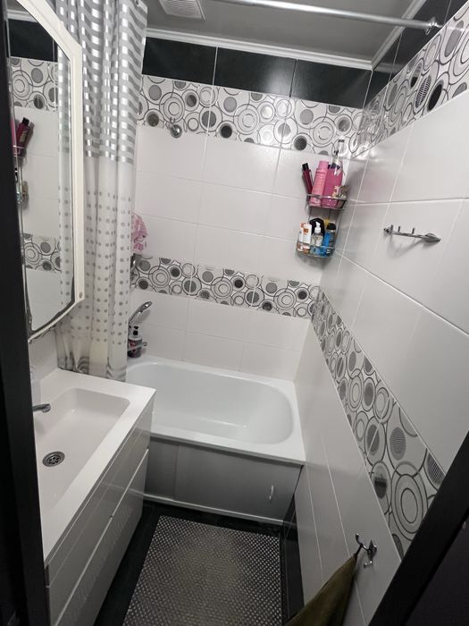 Продам 3 комнатну квартиру