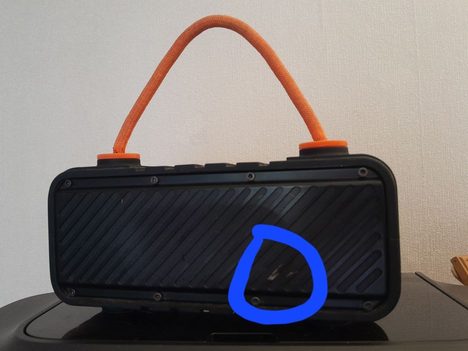 Портативна акустична колонка