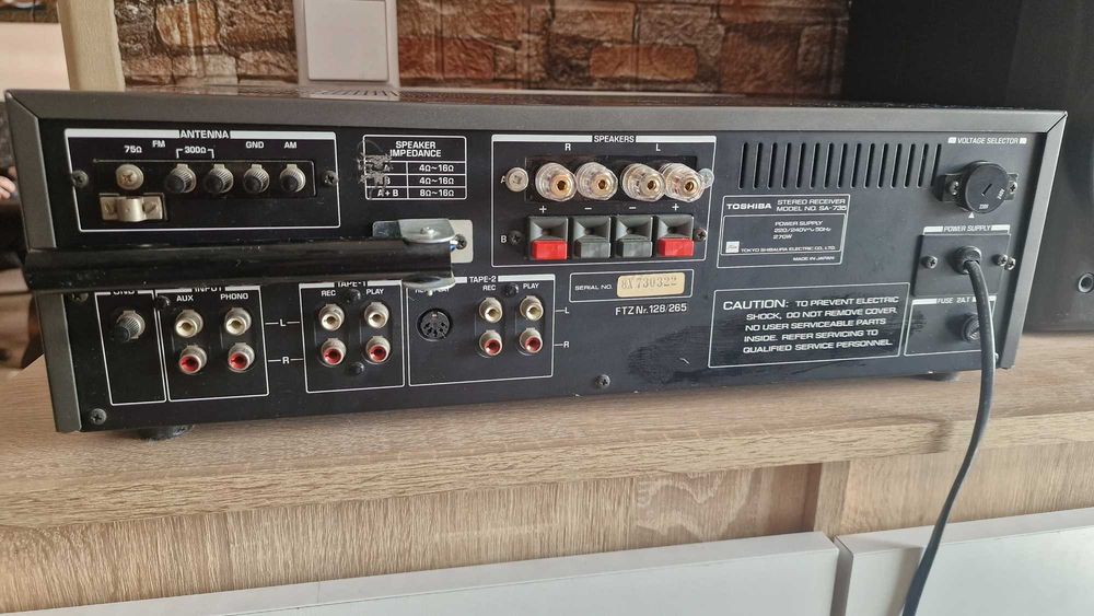 Amplituner Toshiba SE-735