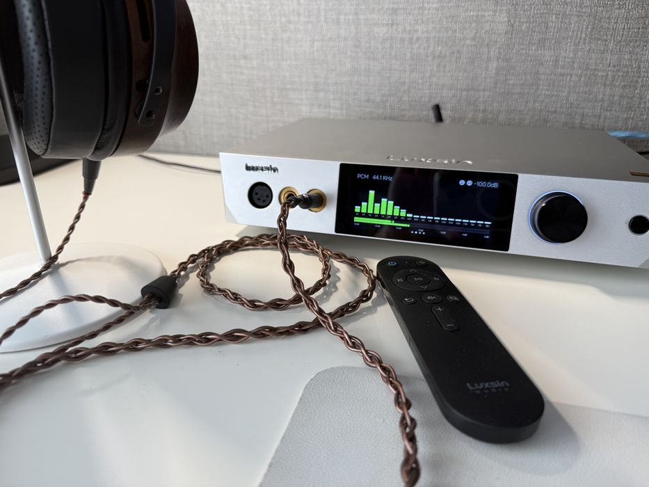 Luxsin X9  DAC/ Amplificador / pre-amp