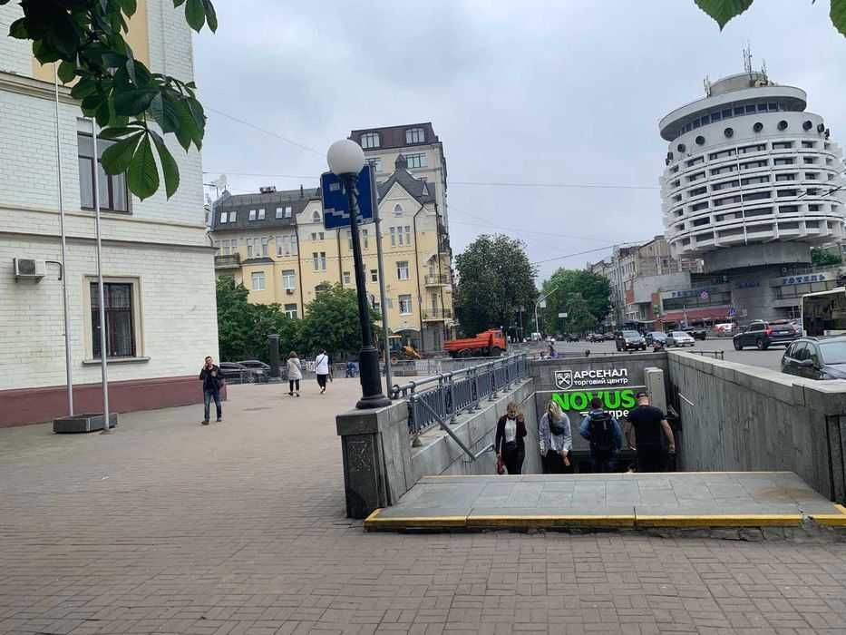 Оренда приміщення від 4 м2 в ТЦ Арсенал. ЦЕНТР. Печерський р-н