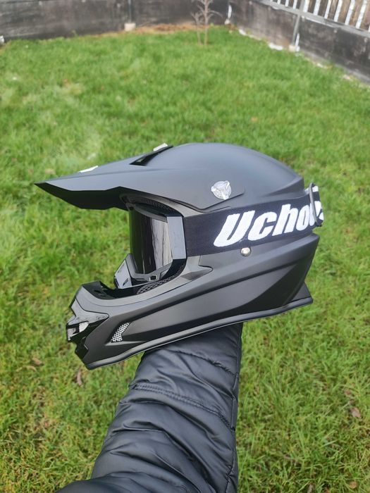 продам новый эндуро шлем, мото шлем, вело шлем, шлем для мотоцикла