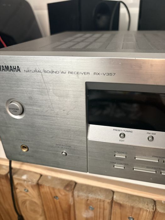 Wzmacnacz yamaha RX-V357