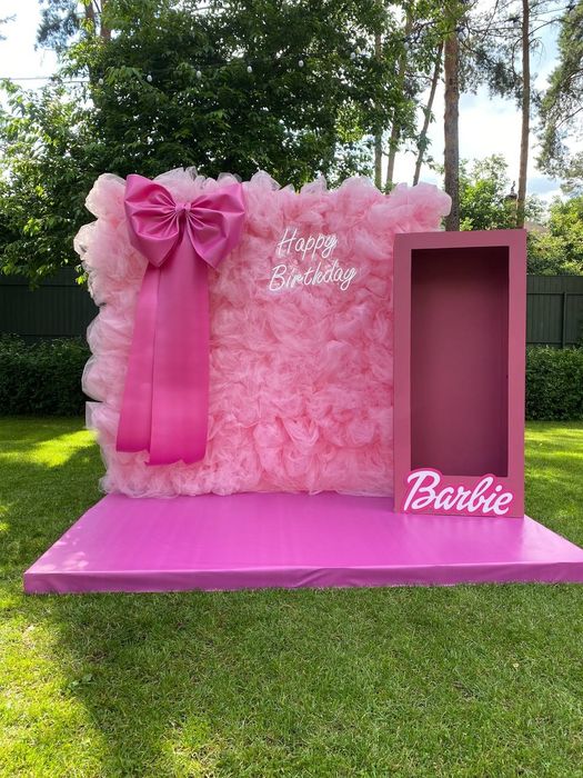 Яскраві фотозони на любий смак