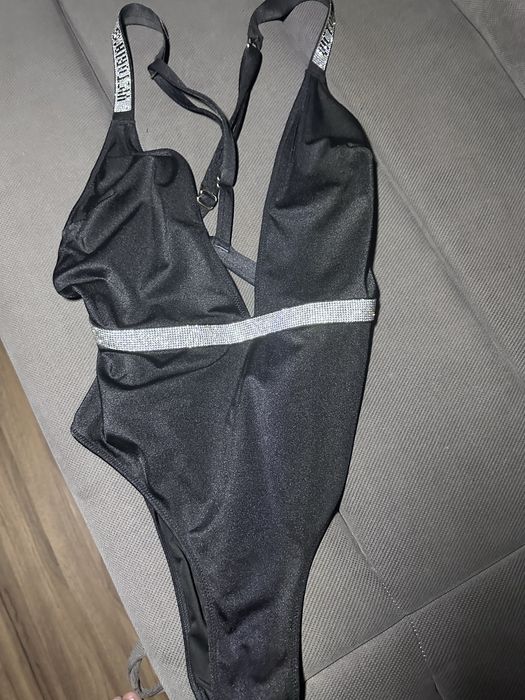 Victoria's Secret продам